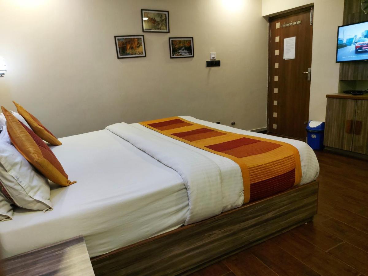 Shaleen Elegance Homestay Nakki Lake 400 Meters Mount Abu Bagian luar foto