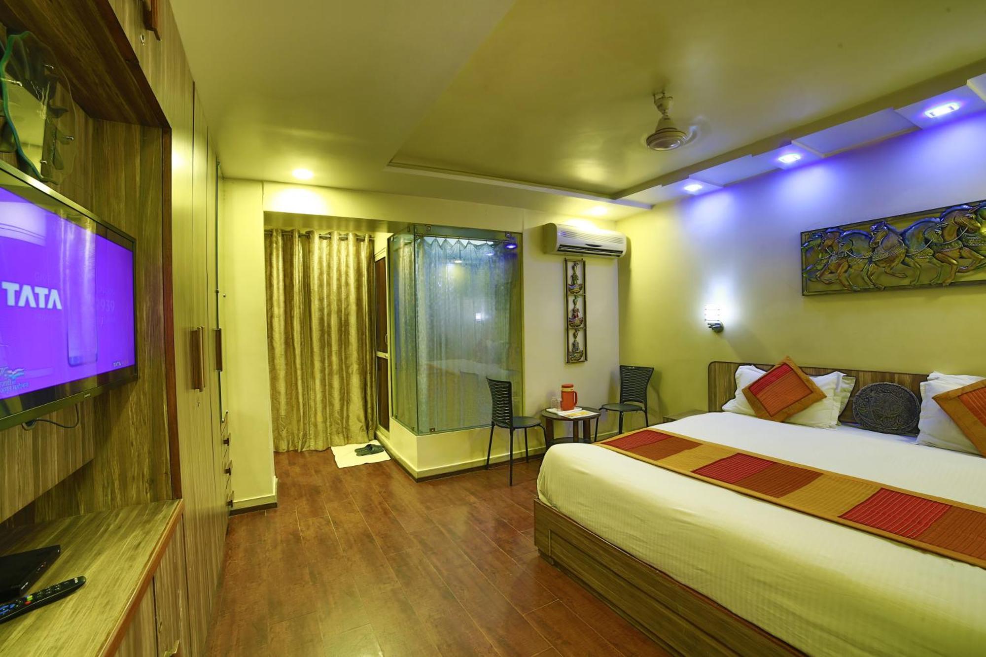 Shaleen Elegance Homestay Nakki Lake 400 Meters Mount Abu Bagian luar foto